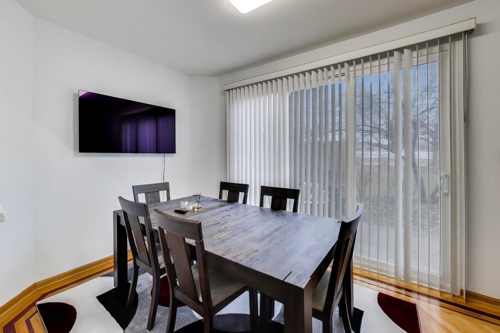 105 Heritage Lane, Streamwood, IL 60107