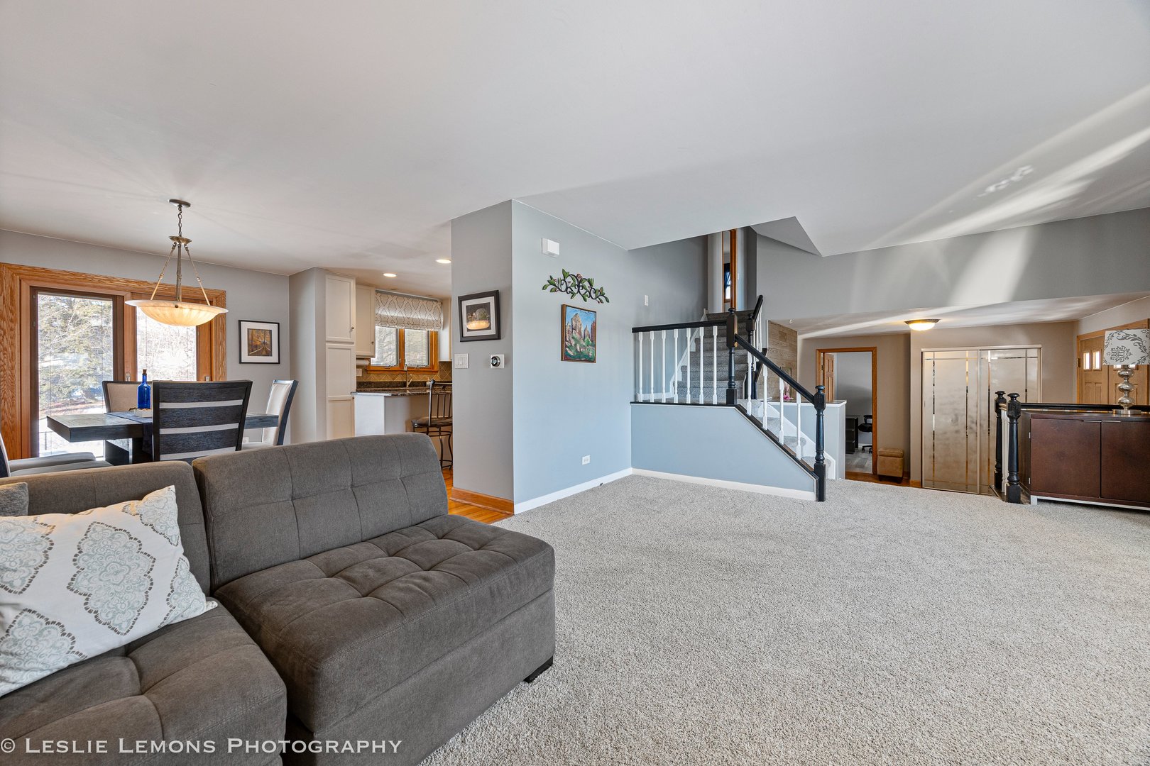 1484 Hodlmair Court, Elk Grove Village, IL 60007