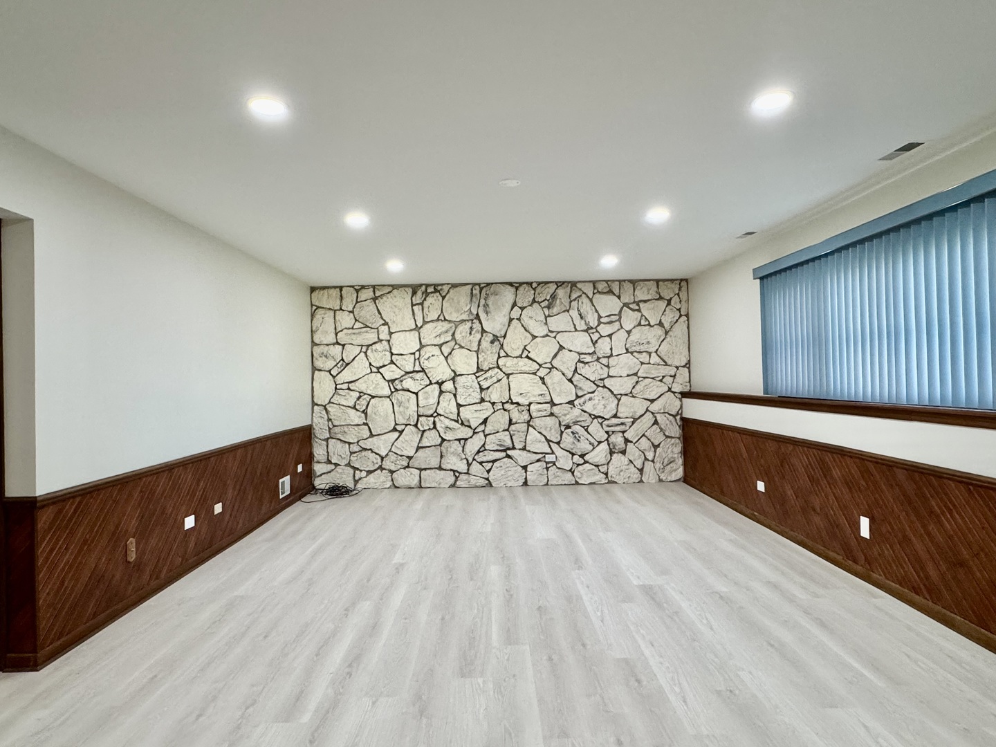 8548 Bethany Lane, Tinley Park, IL 60487