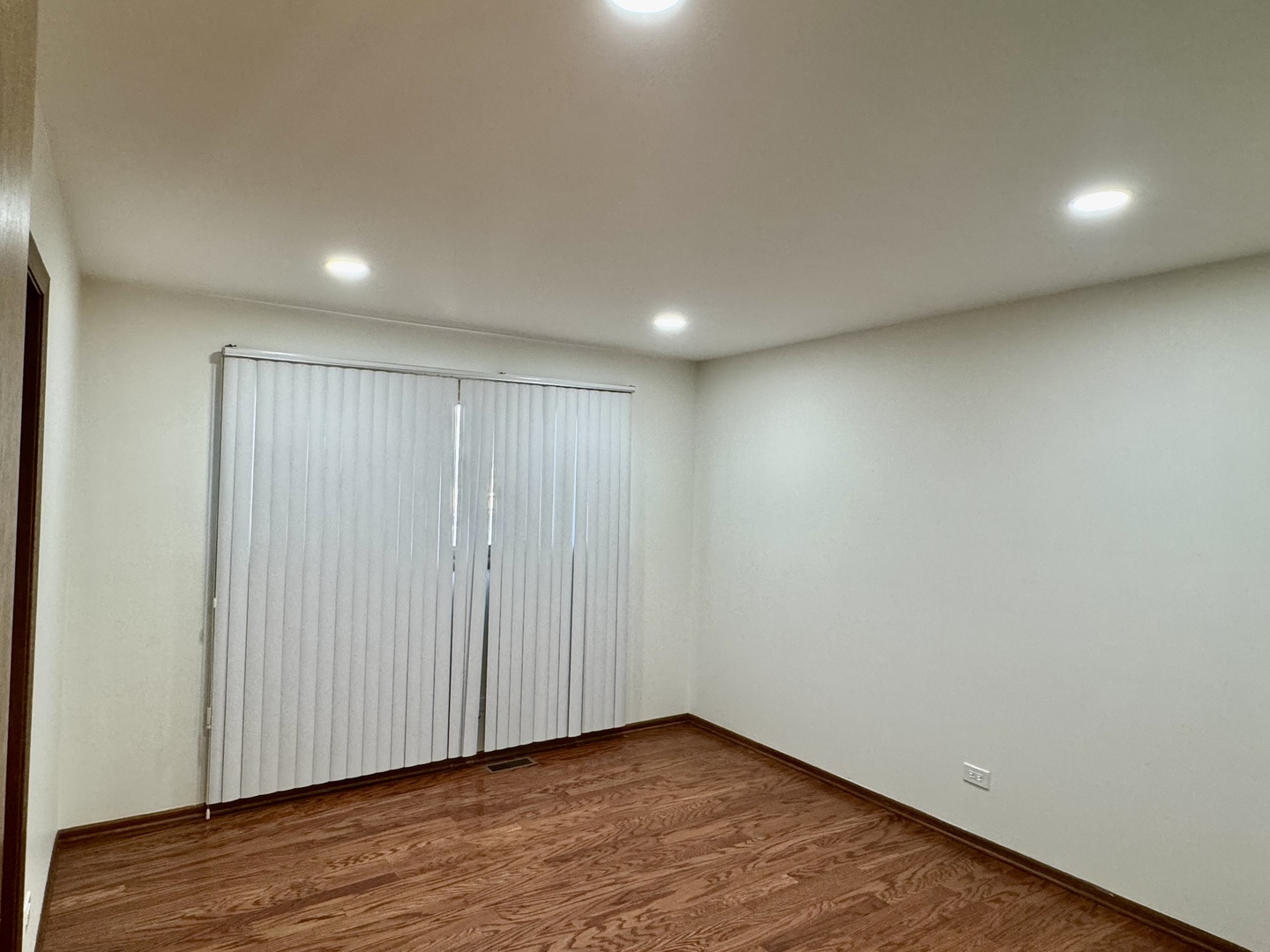 8548 Bethany Lane, Tinley Park, IL 60487