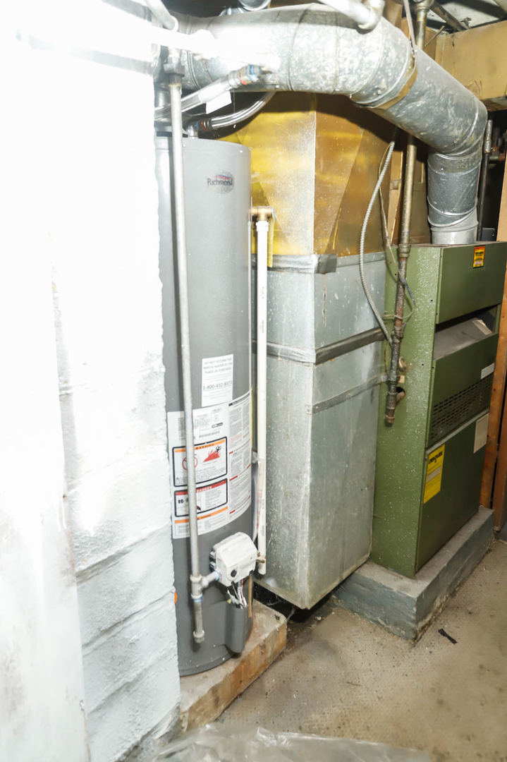 12402 S Green Street, Calumet Park, IL 60827