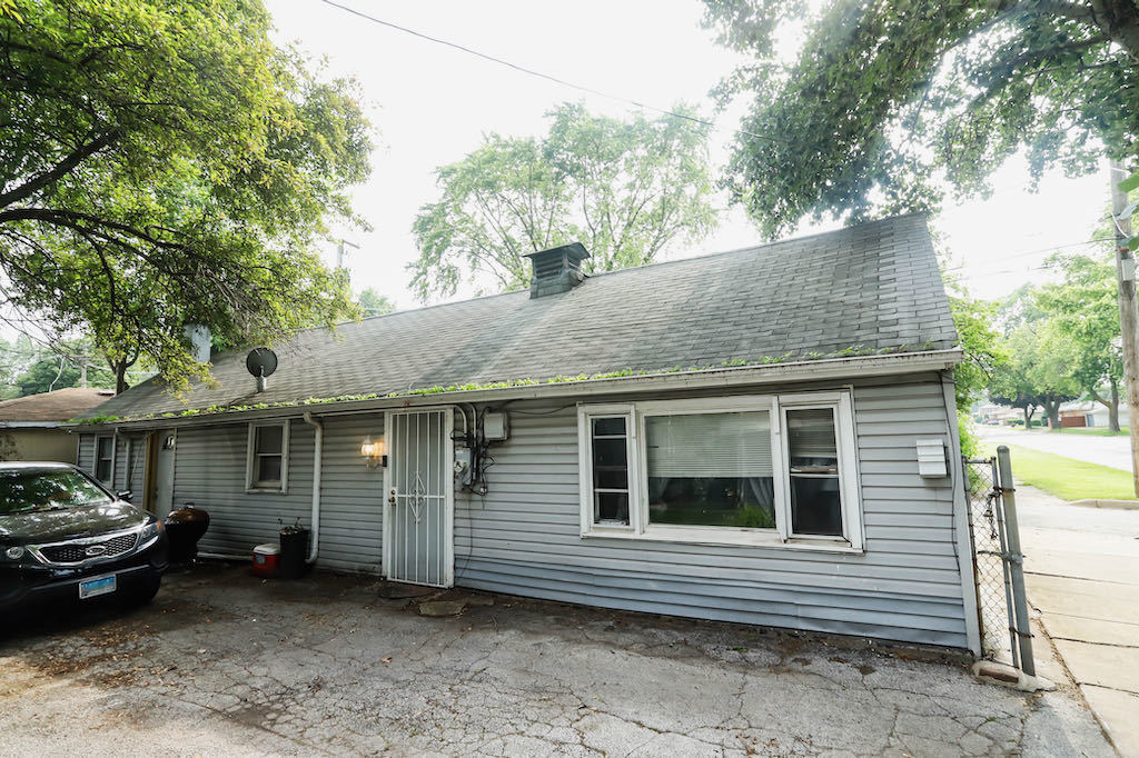 12402 S Green Street, Calumet Park, IL 60827