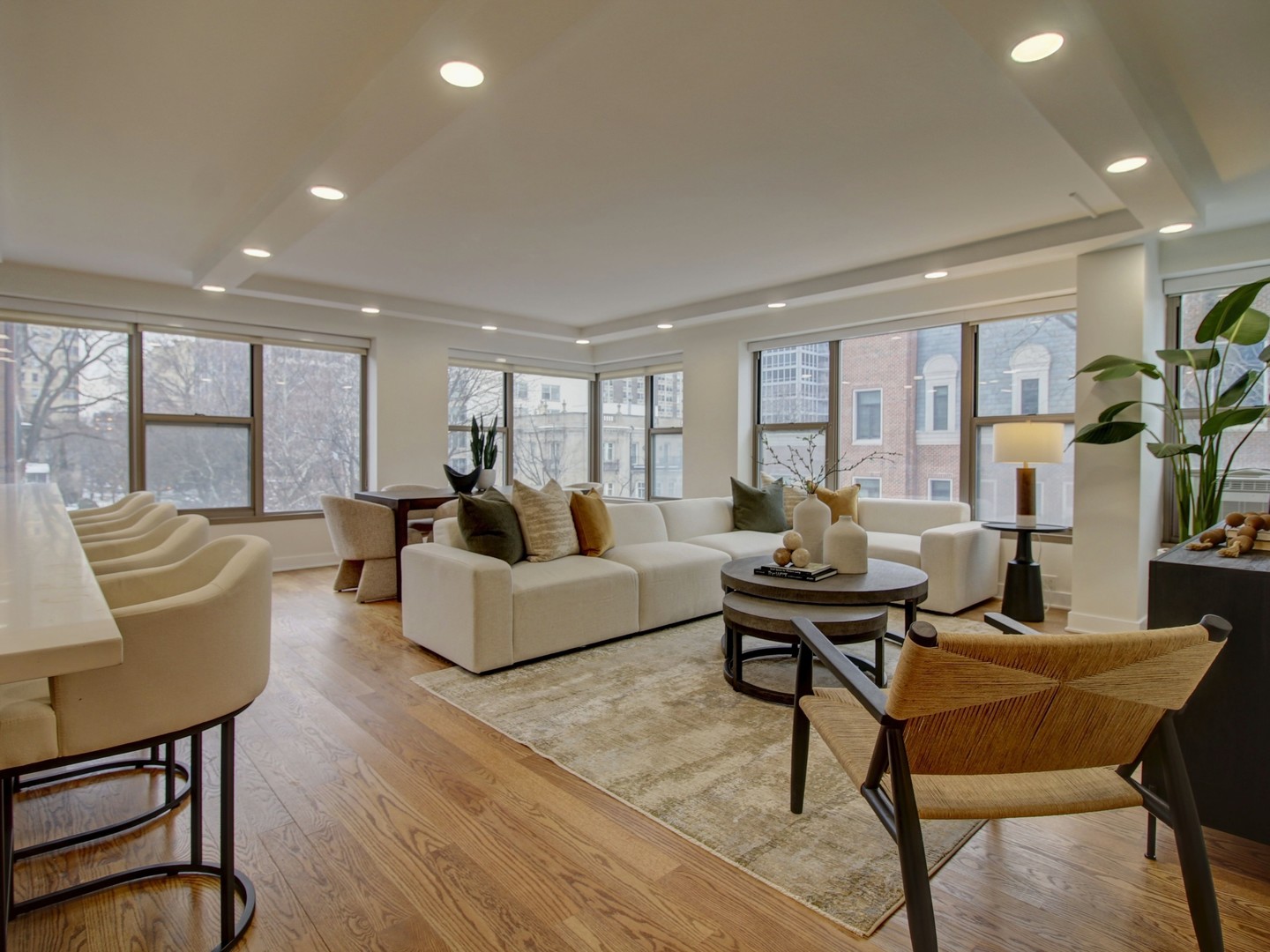 2970 N Lake Shore Drive #4D-4E, Chicago, IL 60657