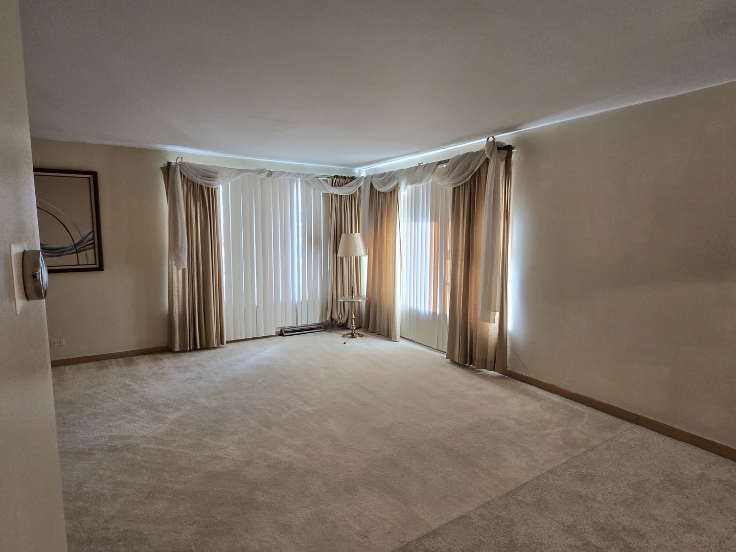 15354 Dobson Avenue, South Holland, IL 60473