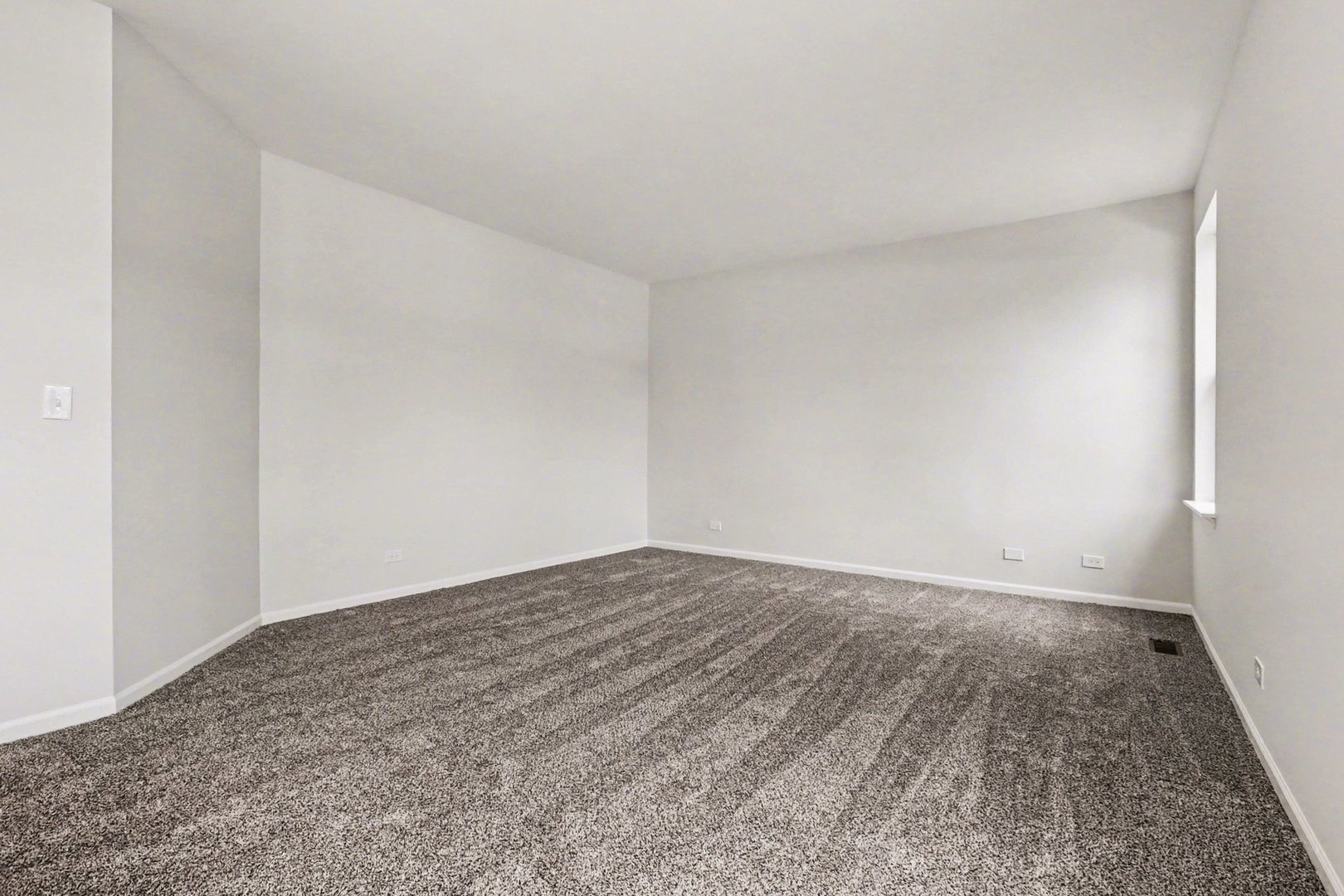 313 Kensington Drive, Oswego, IL 60543