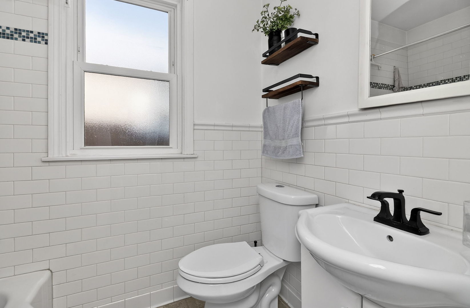 5226 N Moody Avenue, Chicago, IL 60630