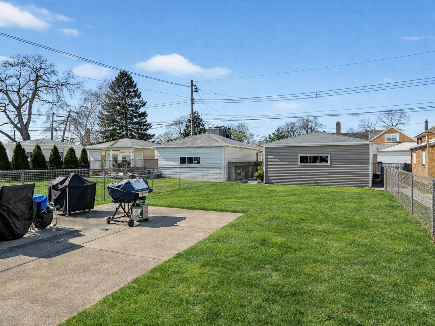 5226 N Moody Avenue, Chicago, IL 60630