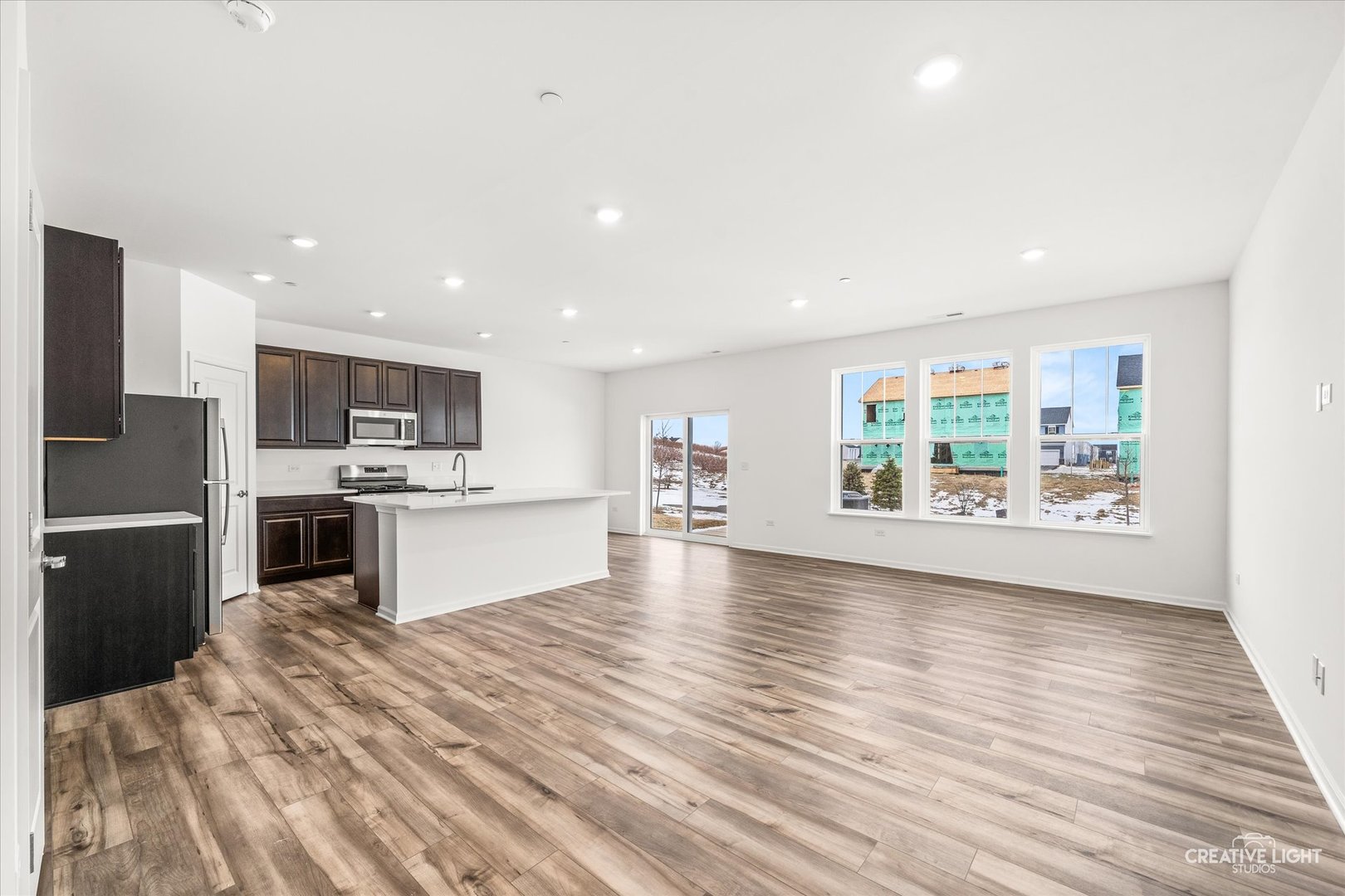 142 Henderson Street #142, Oswego, IL 60543