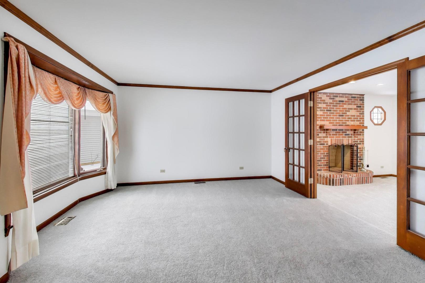 1111 Samstag Court, Naperville, IL 60563