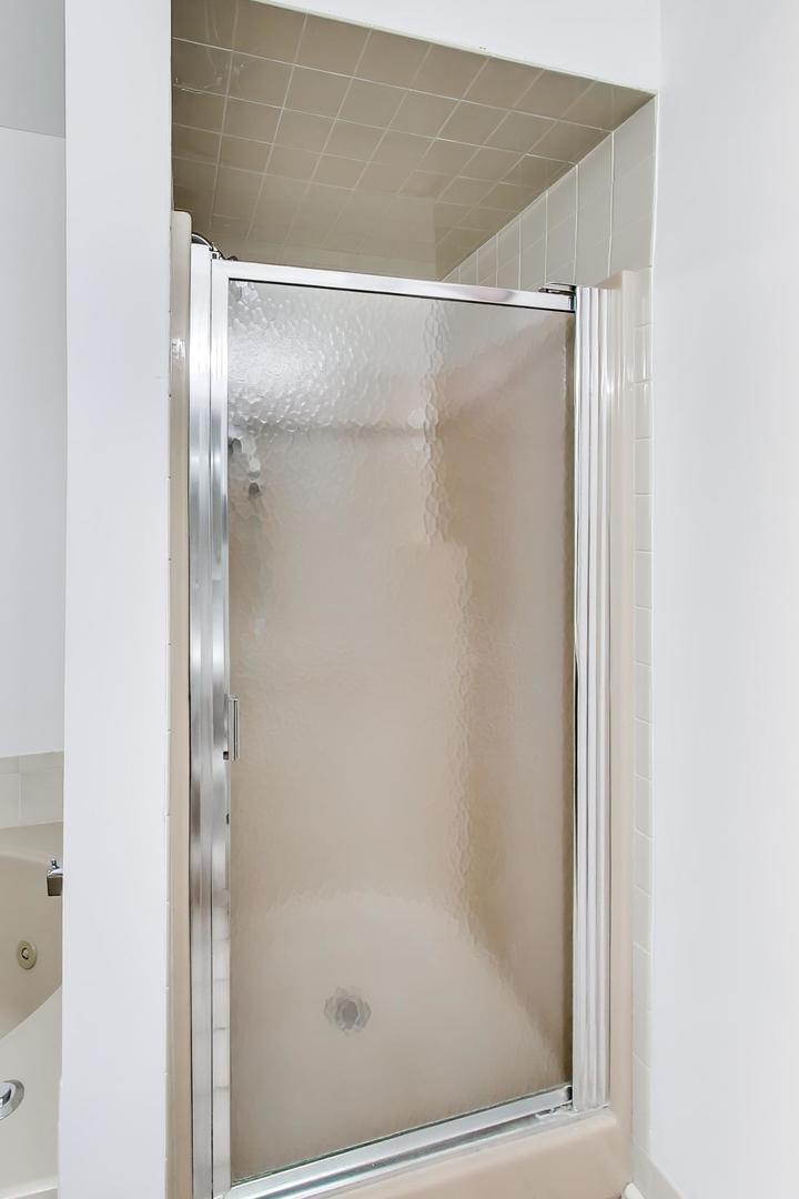 1111 Samstag Court, Naperville, IL 60563