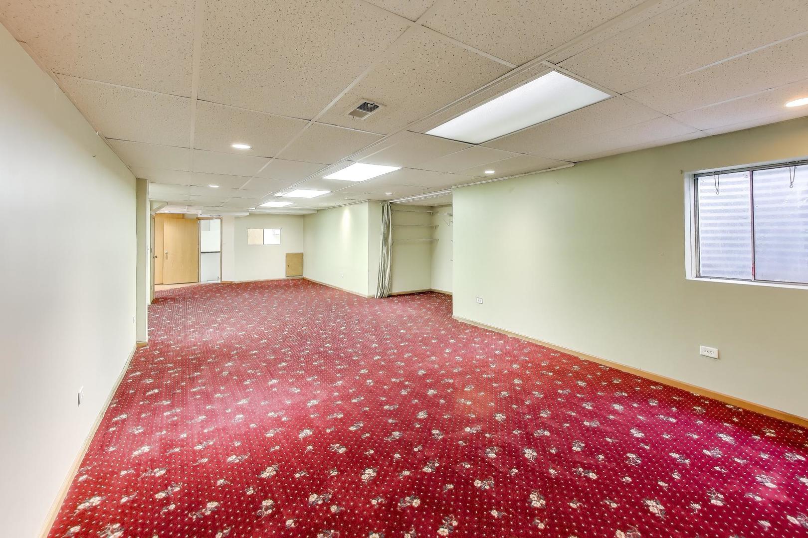 1111 Samstag Court, Naperville, IL 60563