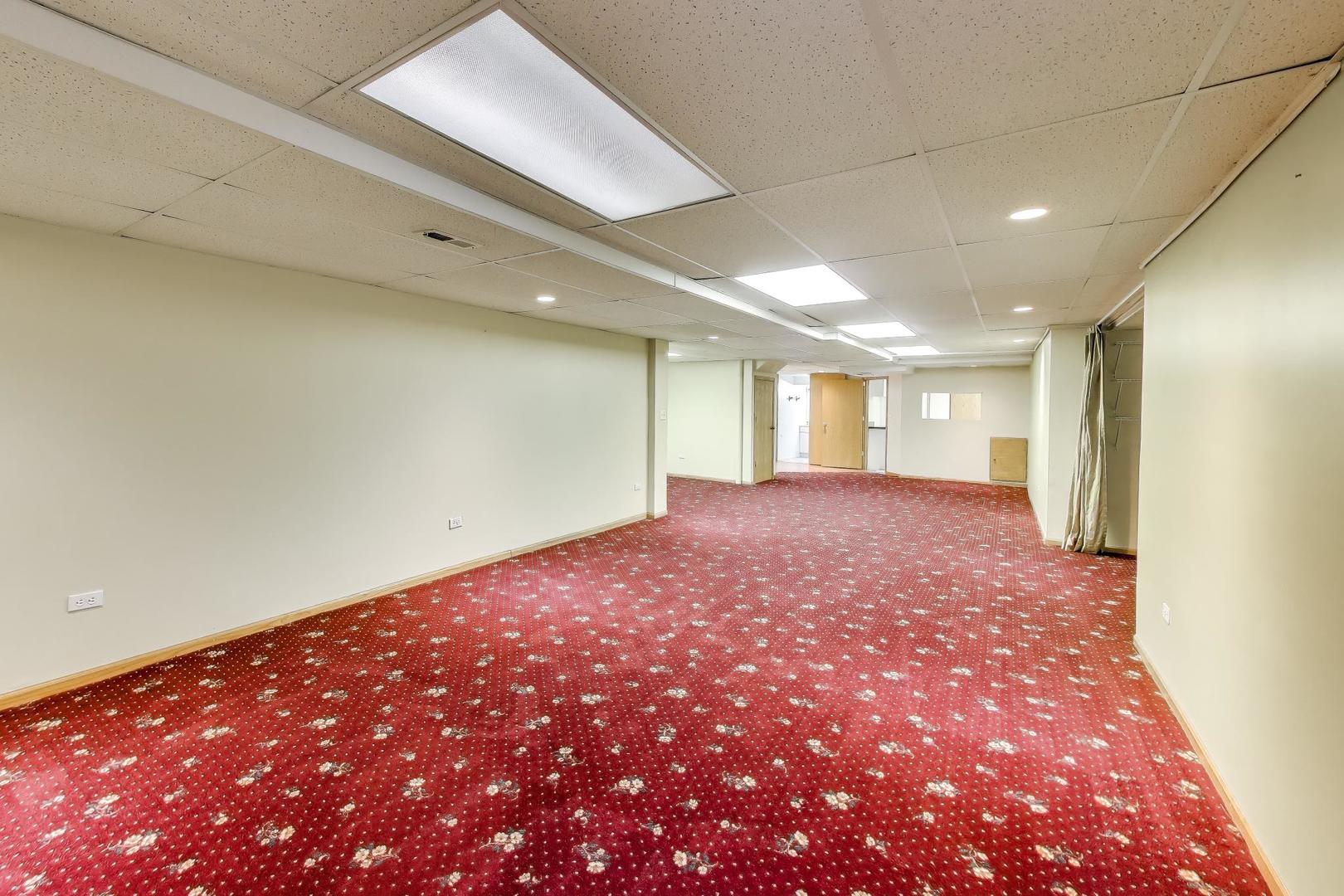 1111 Samstag Court, Naperville, IL 60563