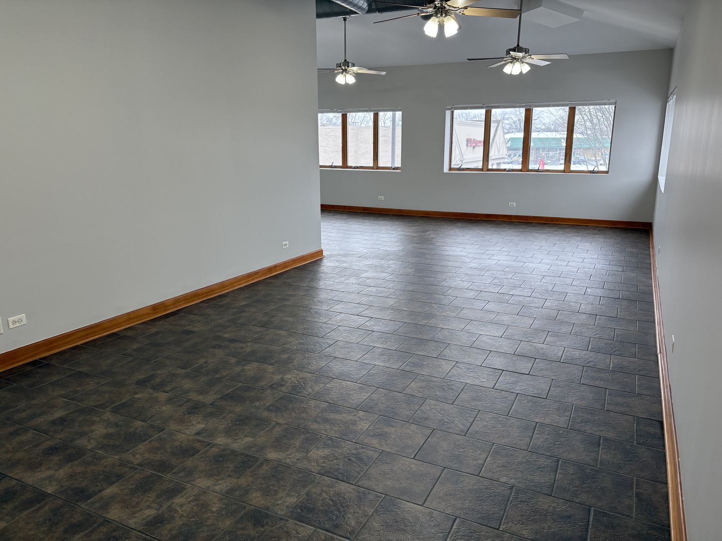 16649 Oak Park Avenue #205, Tinley Park, IL 60477