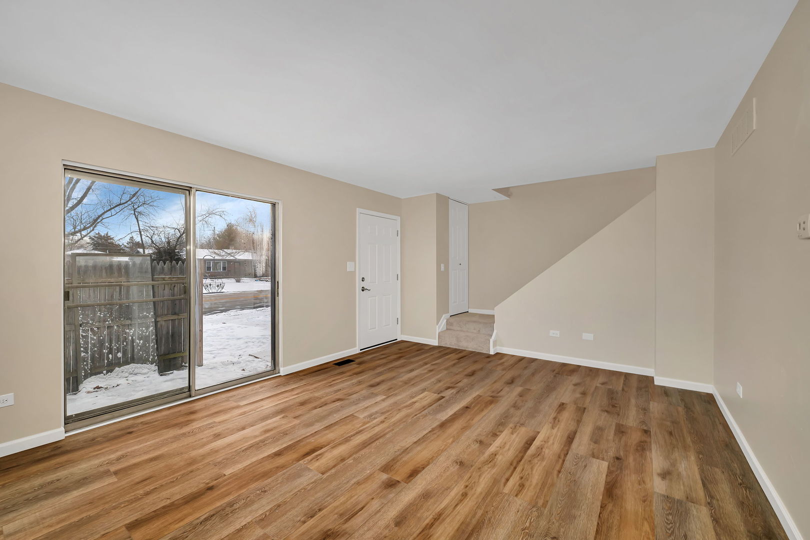 1113 Gael Drive #B, Joliet, IL 60435