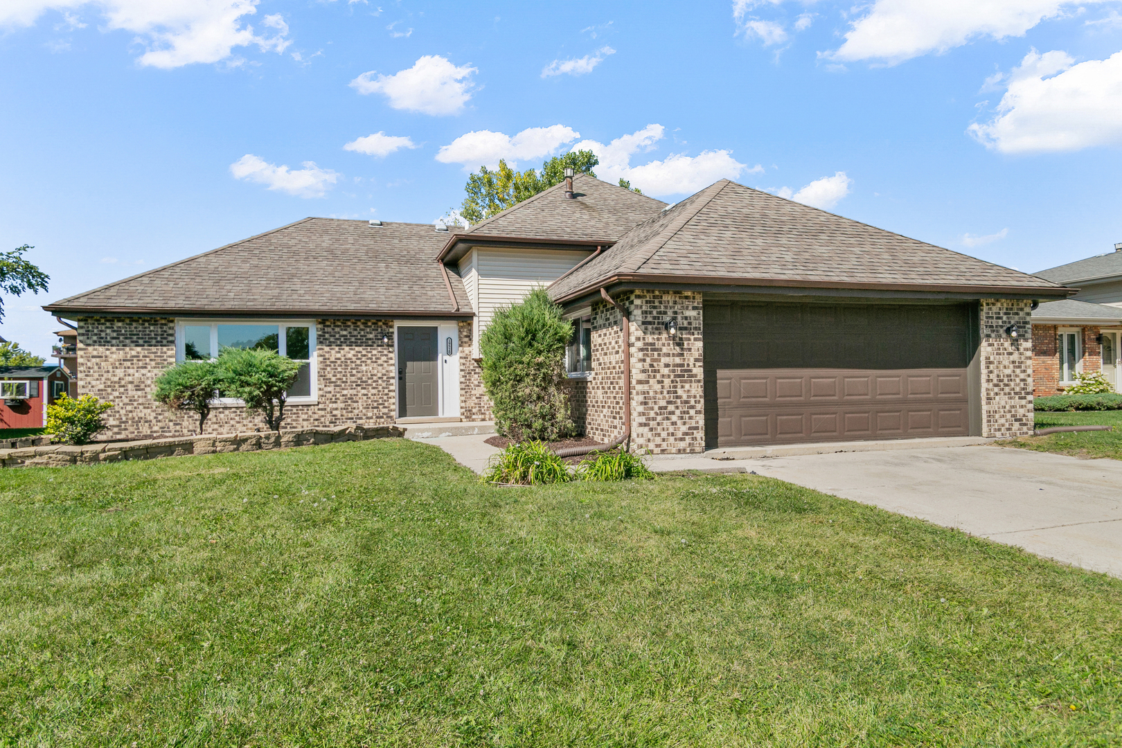 19520 LAKE LYNWOOD Drive, Lynwood, IL 60411