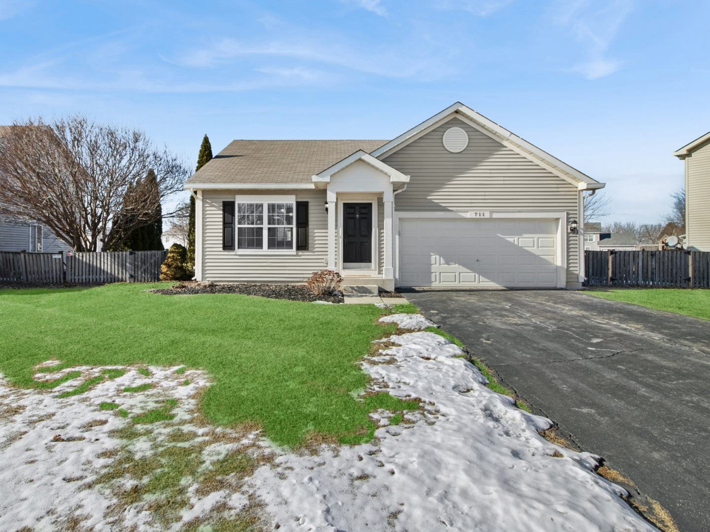 711 Osbron Street, Plano, IL 60545