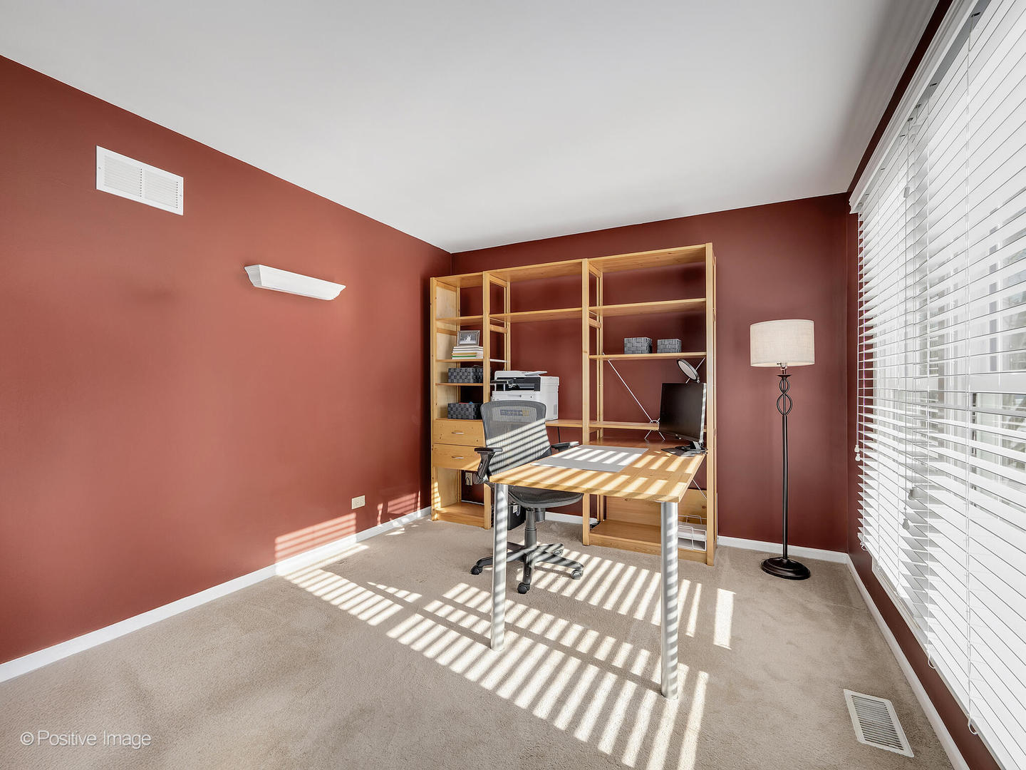 306 Carrie Court, North Aurora, IL 60542