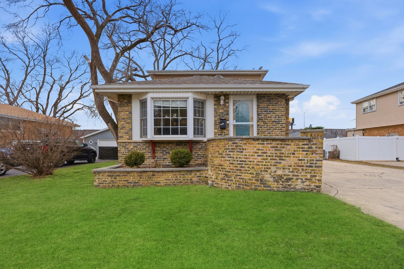 10716 S Nashville Avenue, Worth, IL 60482