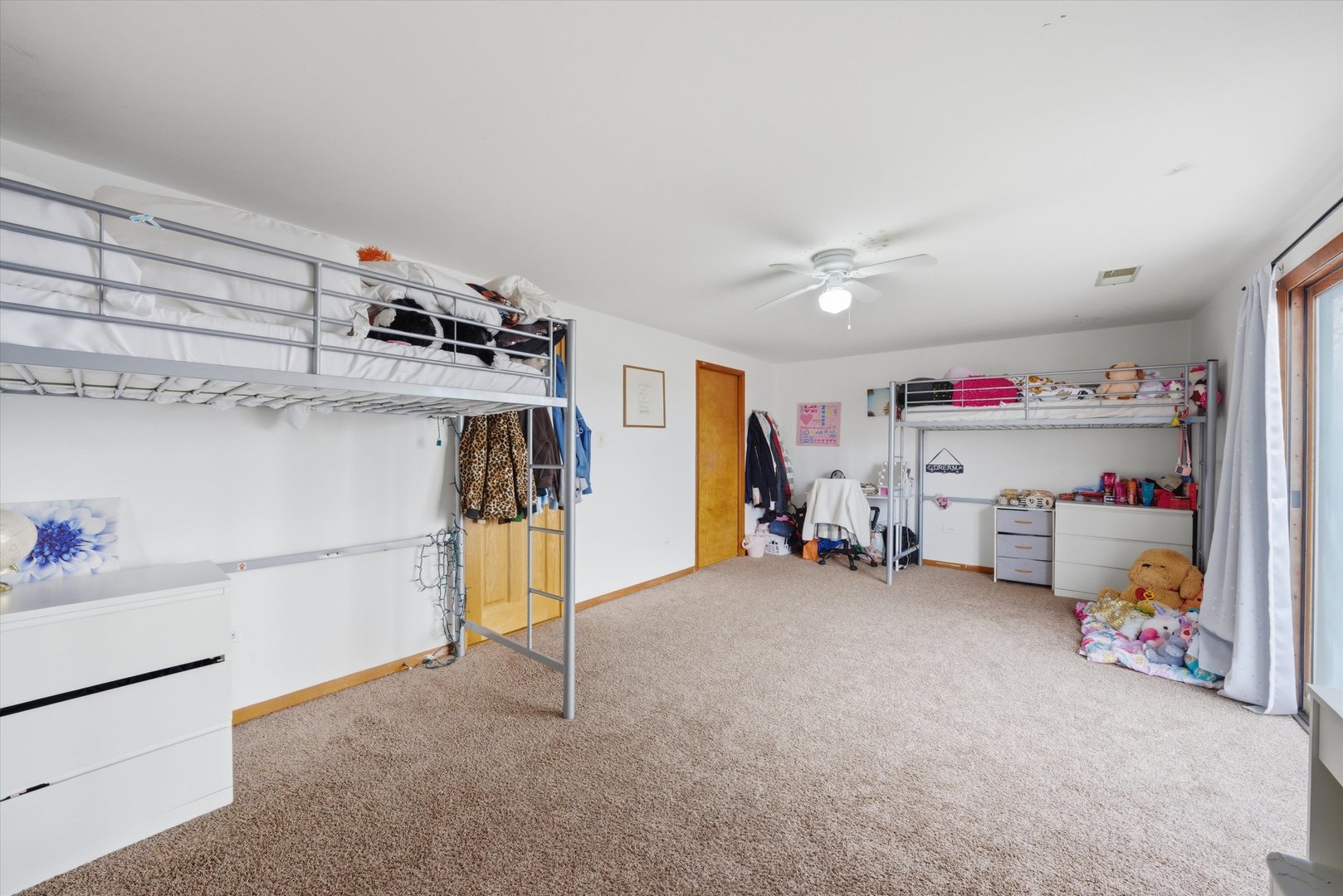 10716 S Nashville Avenue, Worth, IL 60482