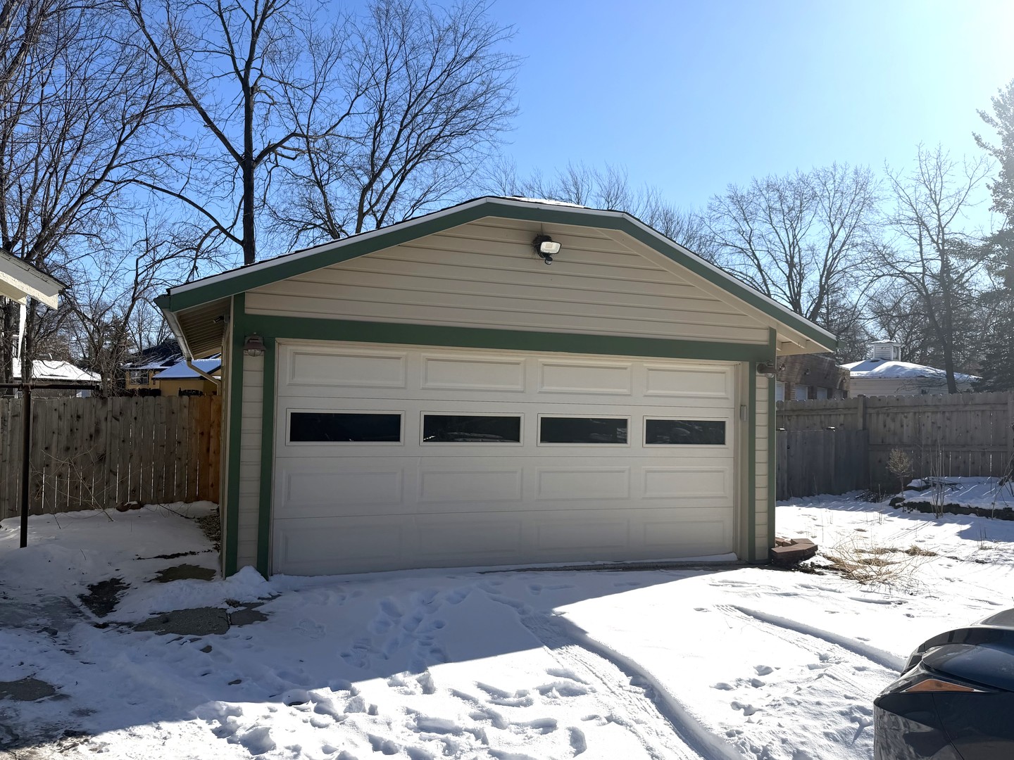 1003 Victoria Street, Antioch, IL 60002