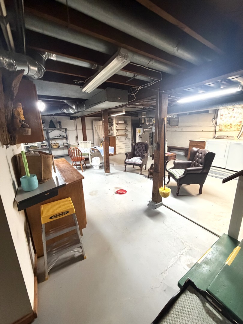 1003 Victoria Street, Antioch, IL 60002