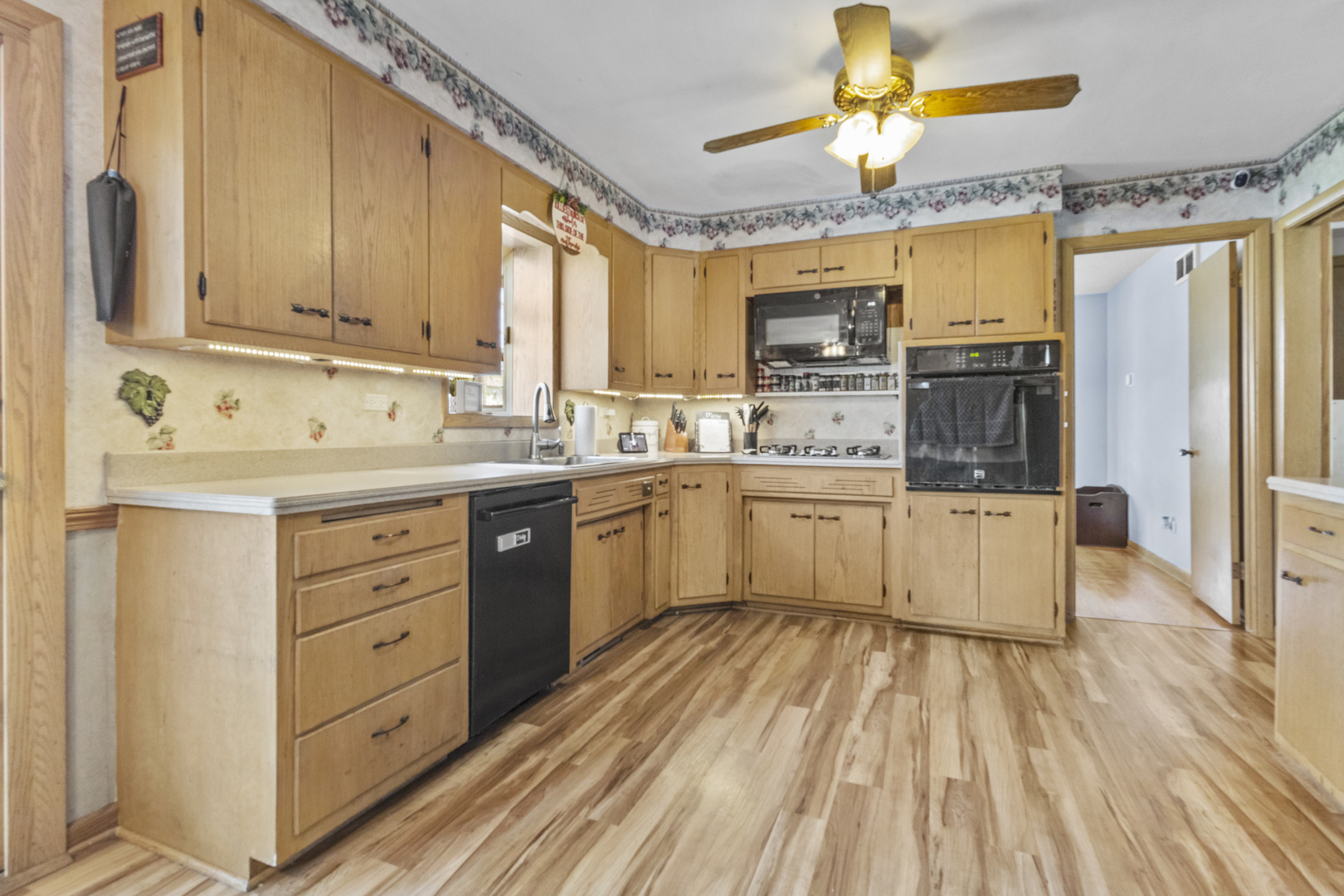 403 Orchard Lane, Beecher, IL 60401