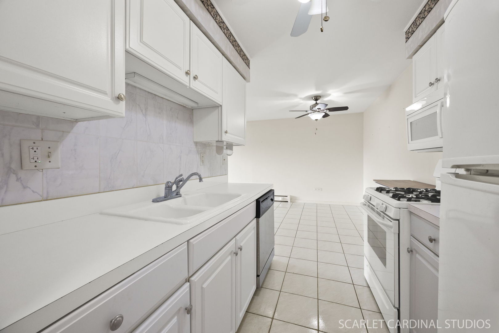 1198 Royal Glen Drive #314, Glen Ellyn, IL 60137