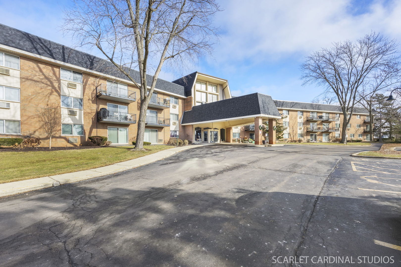 1198 Royal Glen Drive #314, Glen Ellyn, IL 60137