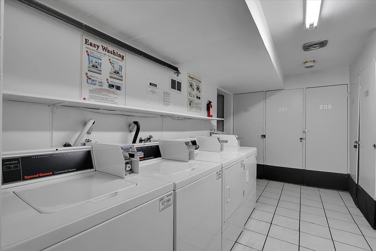 10310 Ridgeland Avenue #208, Chicago Ridge, IL 60415