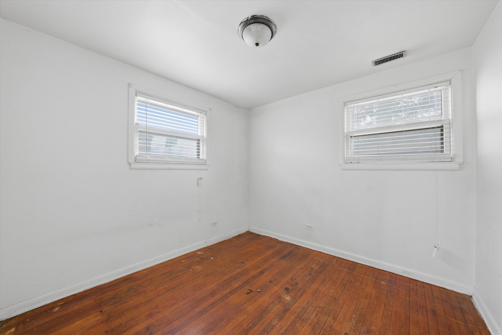 129 49th Avenue, Bellwood, IL 60104