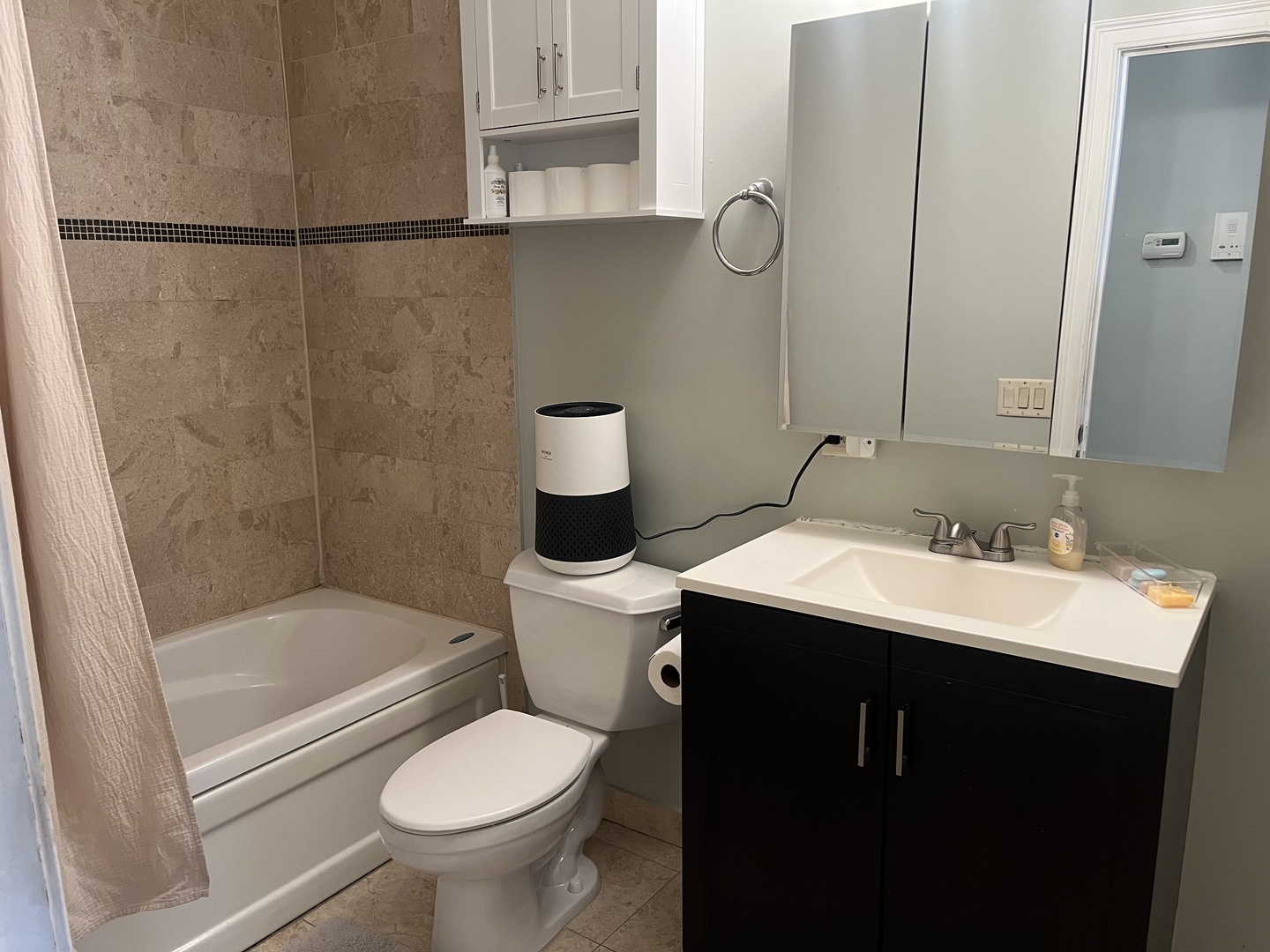 1468 E 69th Street #2, Chicago, IL 60637