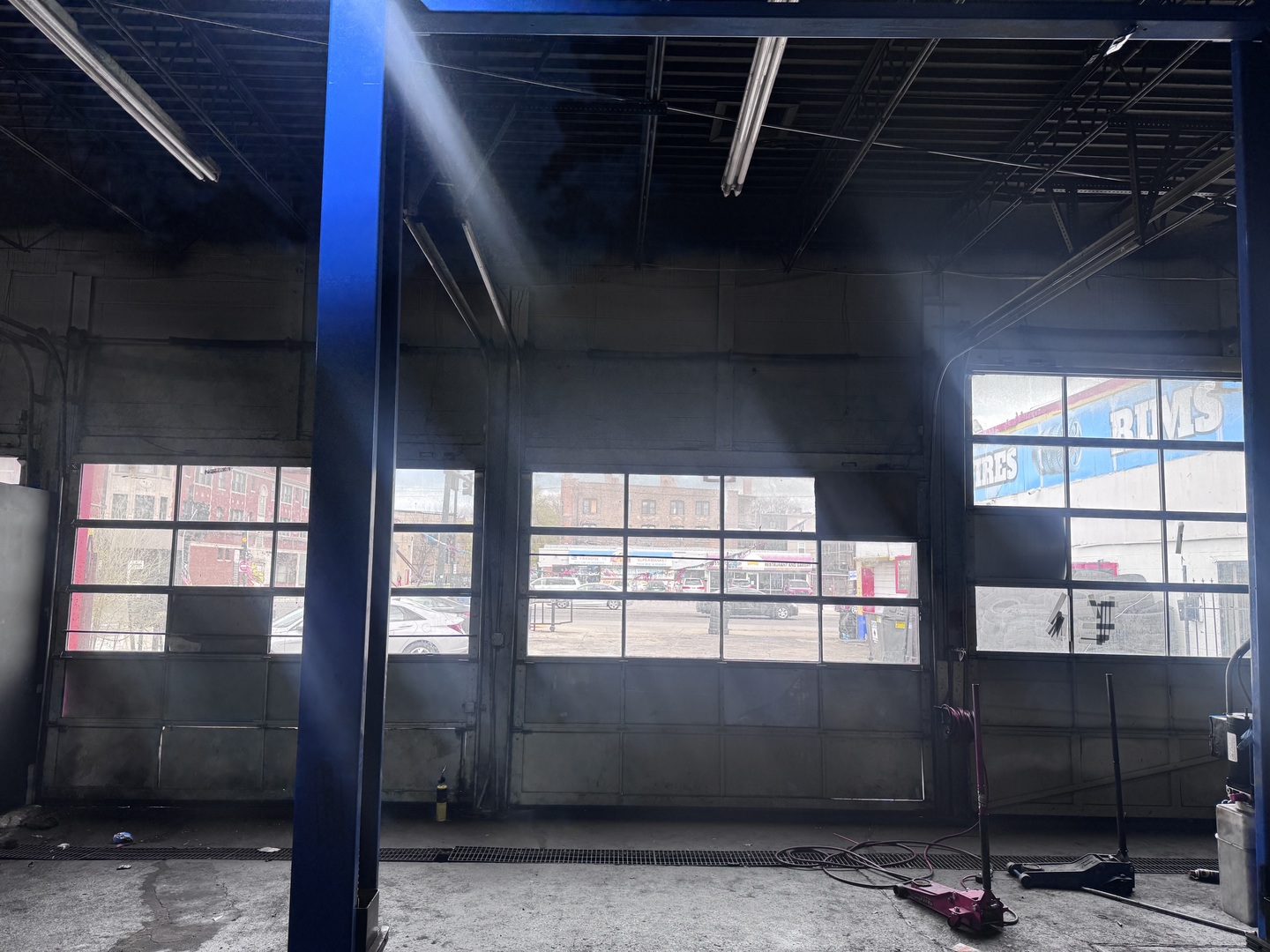 8104 S Cottage Grove Avenue, Chicago, IL 60619