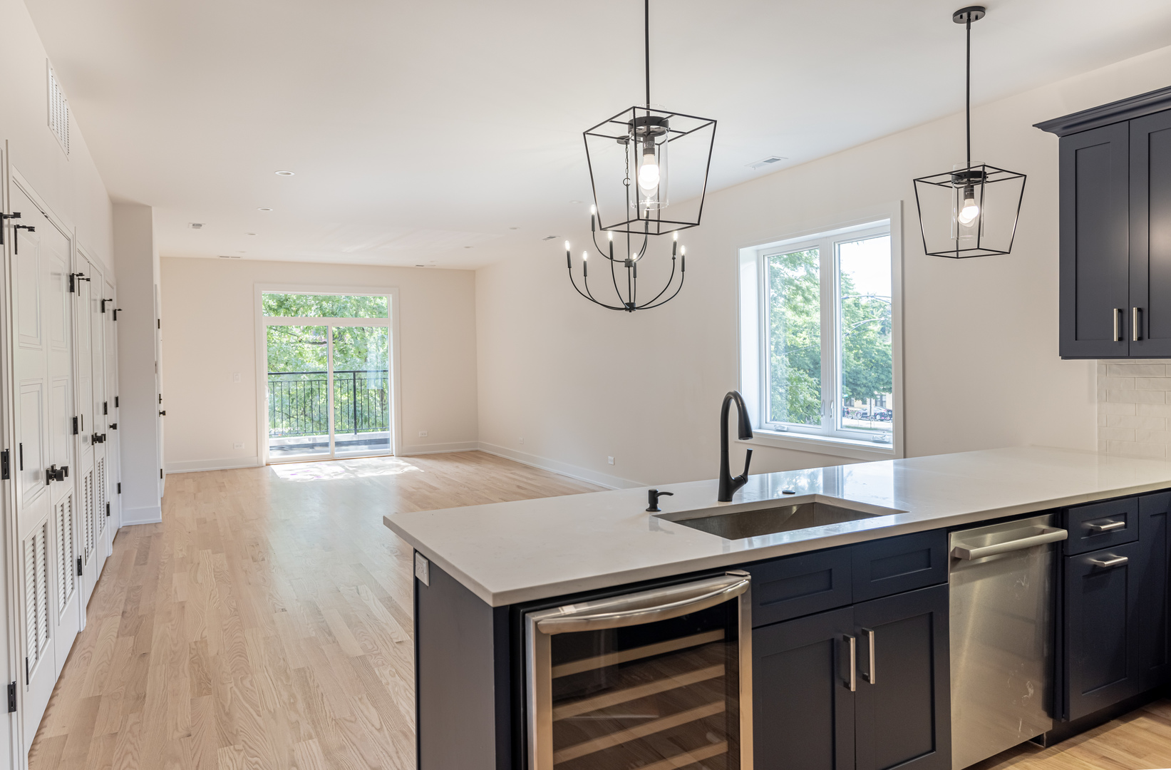 941 N Winchester Avenue #2, Chicago, IL 60622