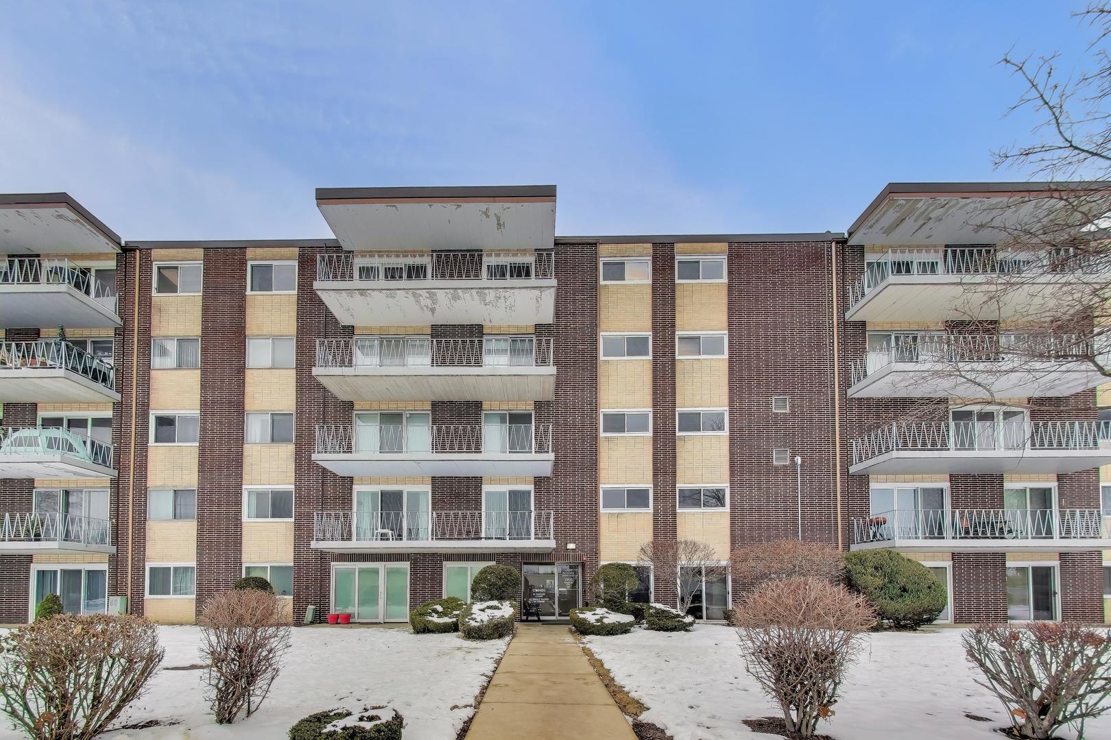 2900 MAPLE Avenue #22C, Downers Grove, IL 60515