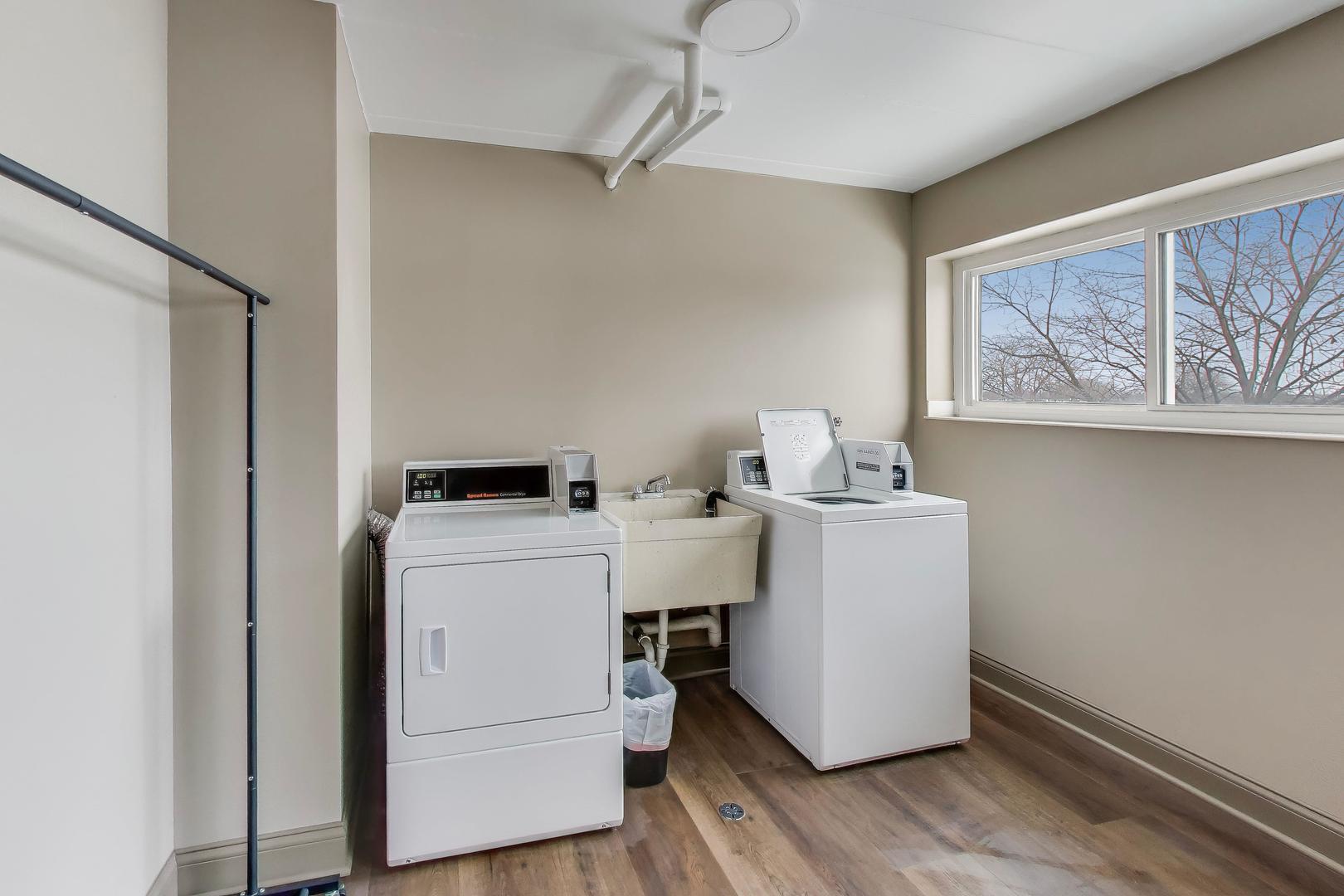 2900 MAPLE Avenue #22C, Downers Grove, IL 60515