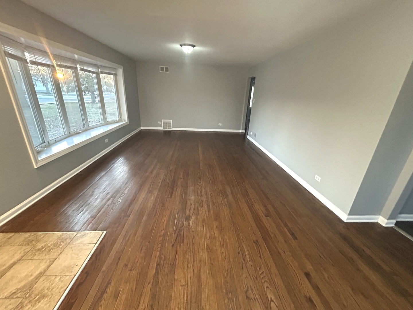 656 E 159th Place, South Holland, IL 60473