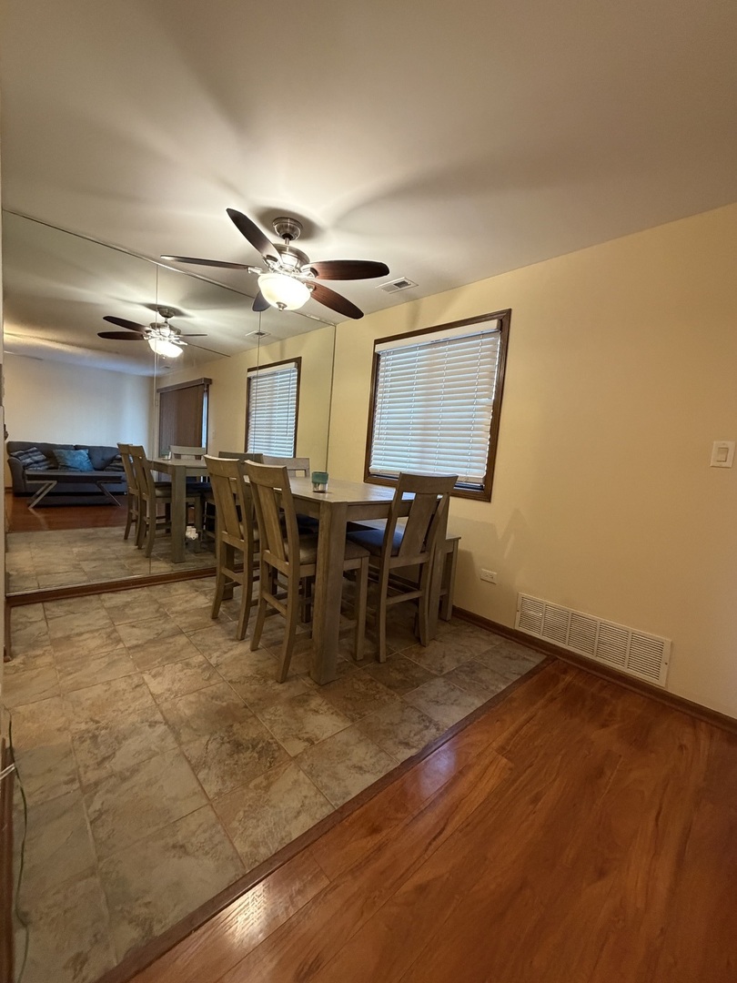 15723 Peggy Lane #12, Oak Forest, IL 60452