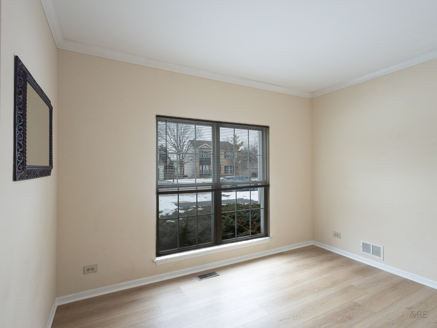 1008 Victoria Drive, Fox River Grove, IL 60021