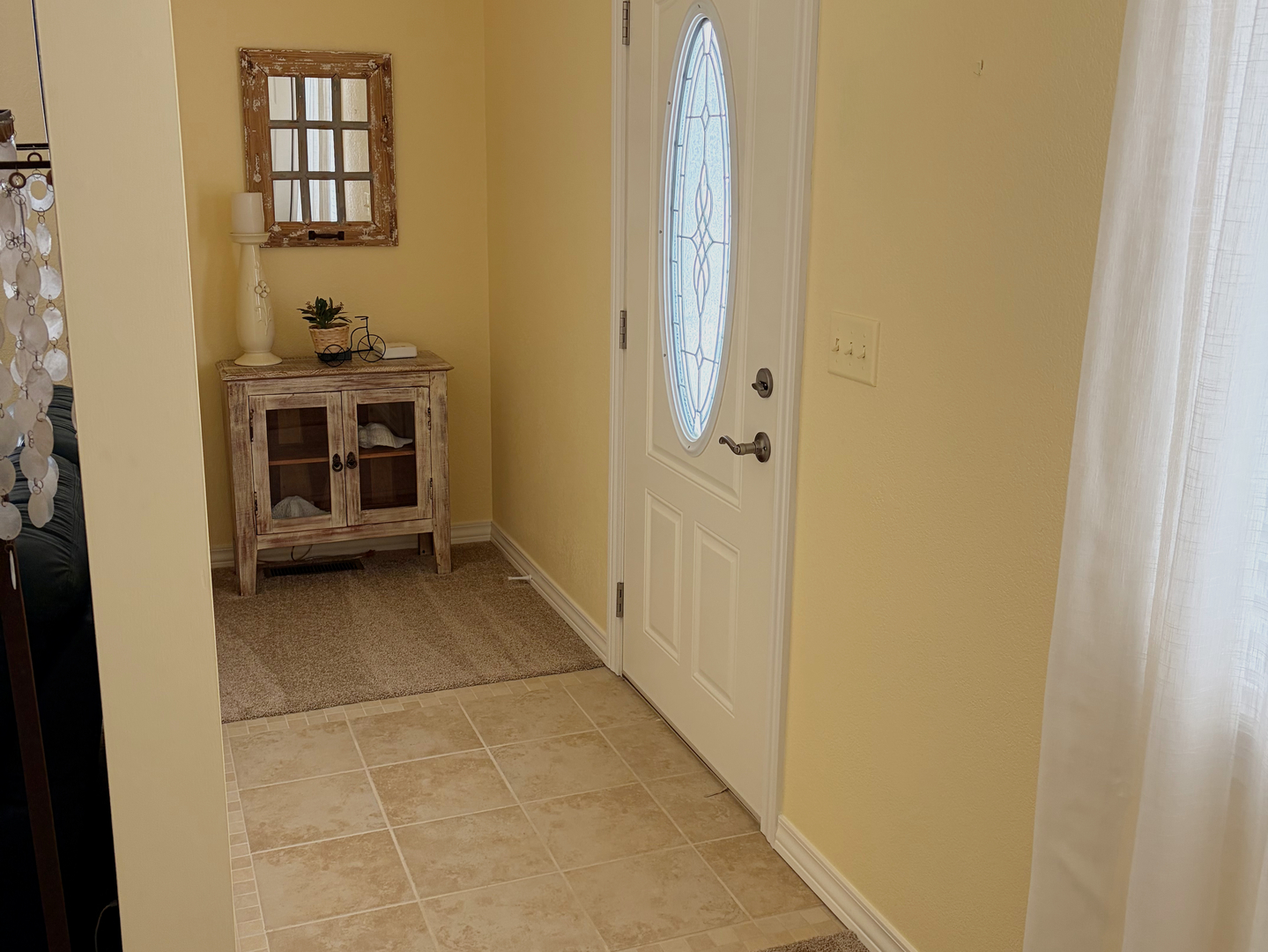 200 N Henderson Street, Kenney, IL 61749