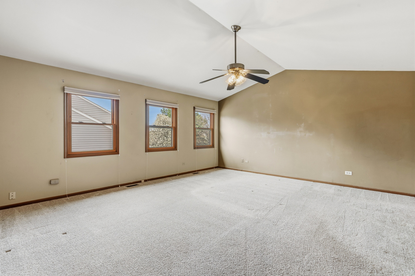 15534 Whitehall Lane, Orland Park, IL 60462