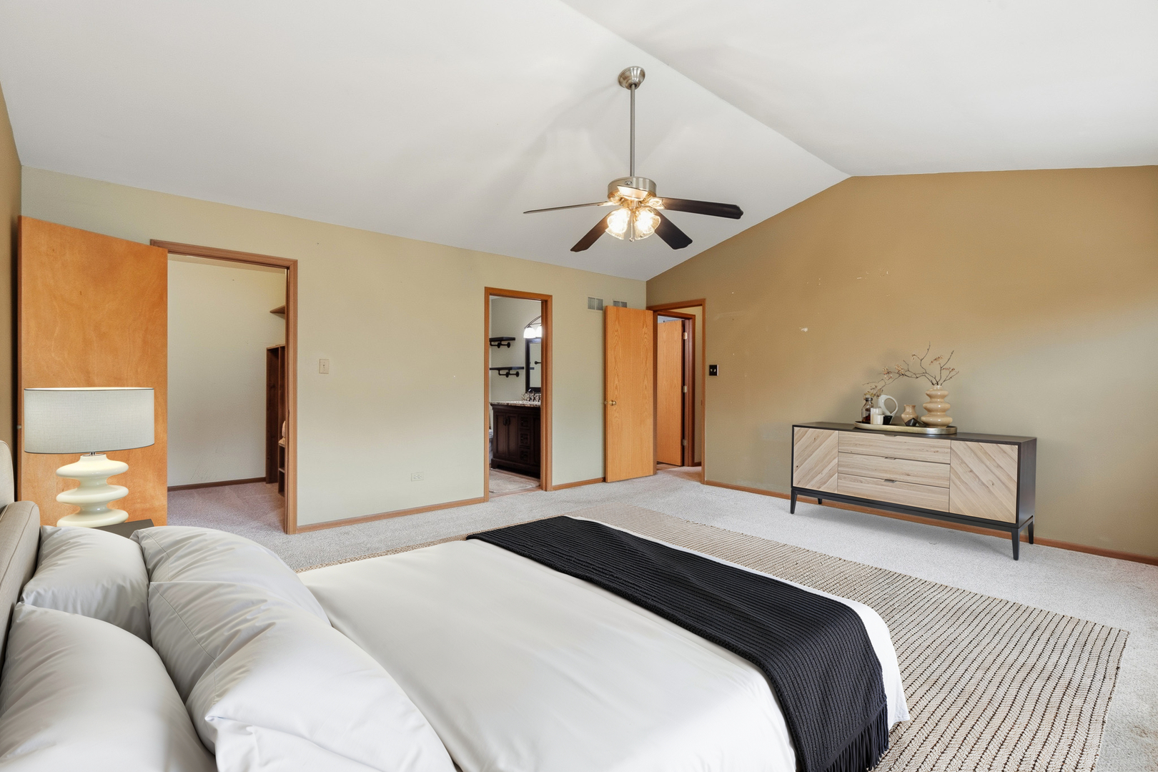 15534 Whitehall Lane, Orland Park, IL 60462