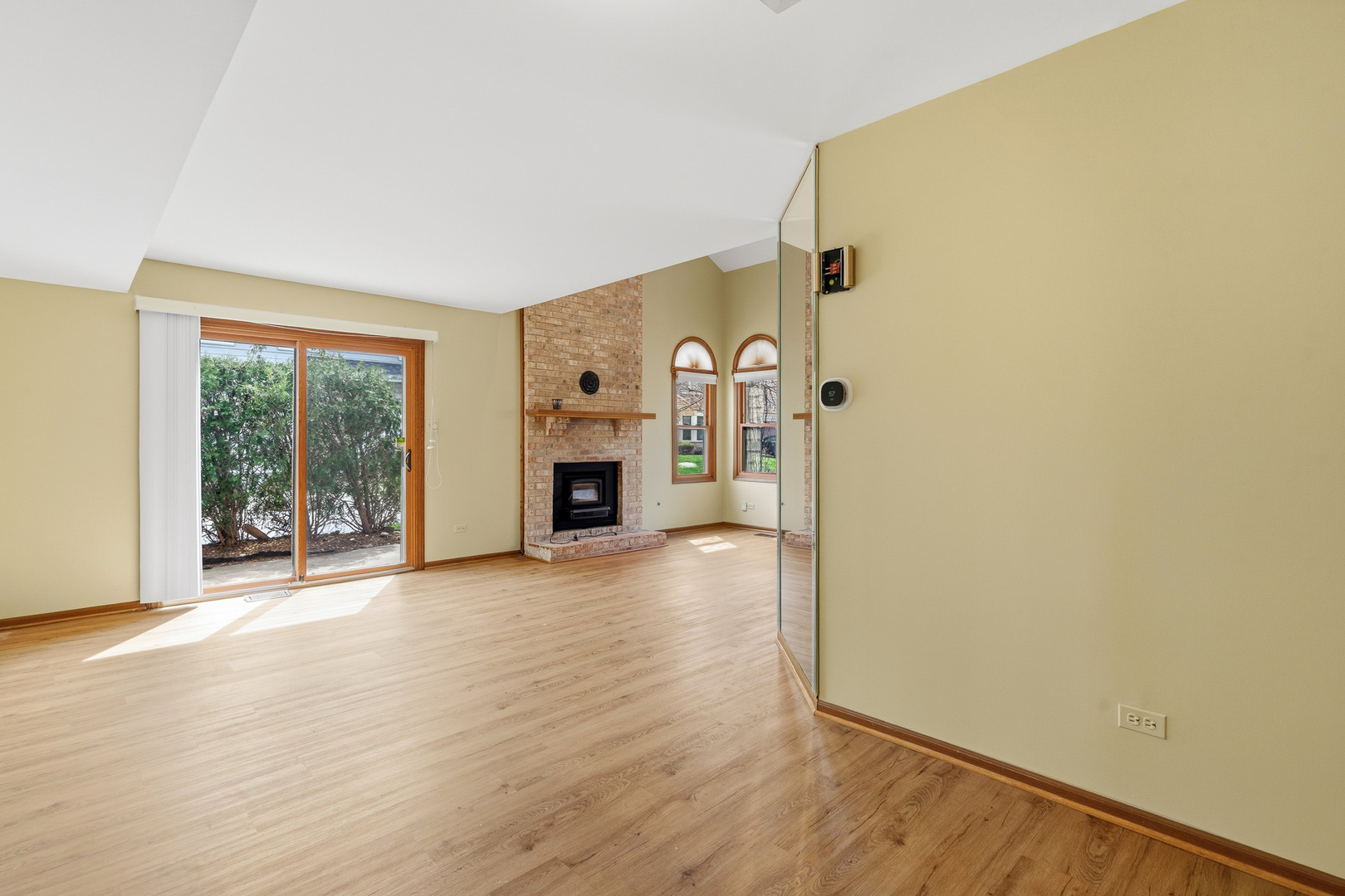 15534 Whitehall Lane, Orland Park, IL 60462