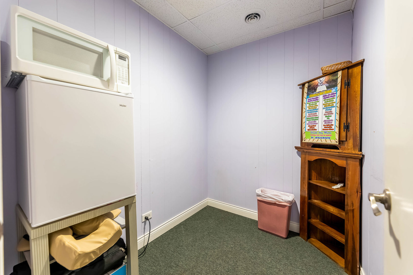 2832 N Milwaukee Avenue, Chicago, IL 60618