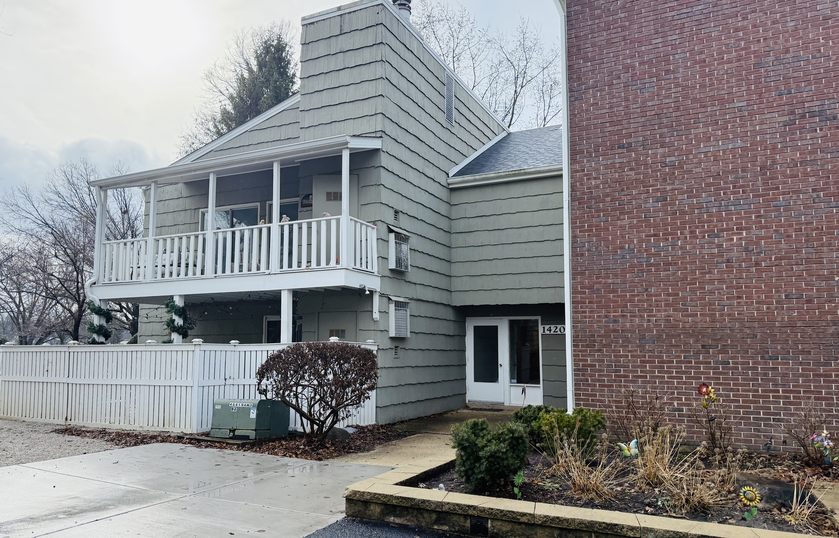 1420 Stonebridge Trail #1-3, Wheaton, IL 60189