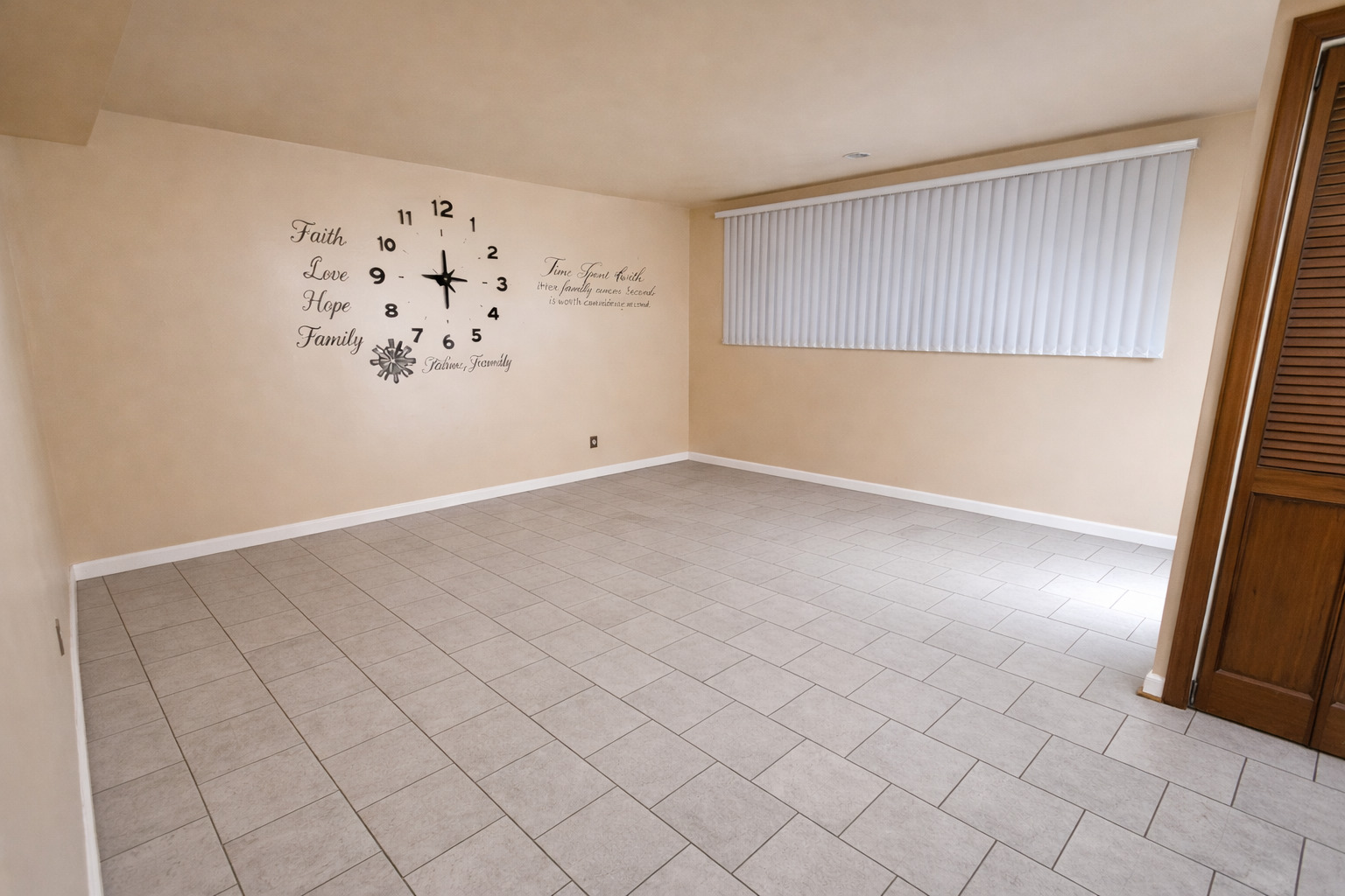 720 Blackhawk Drive, University Park, IL 60484