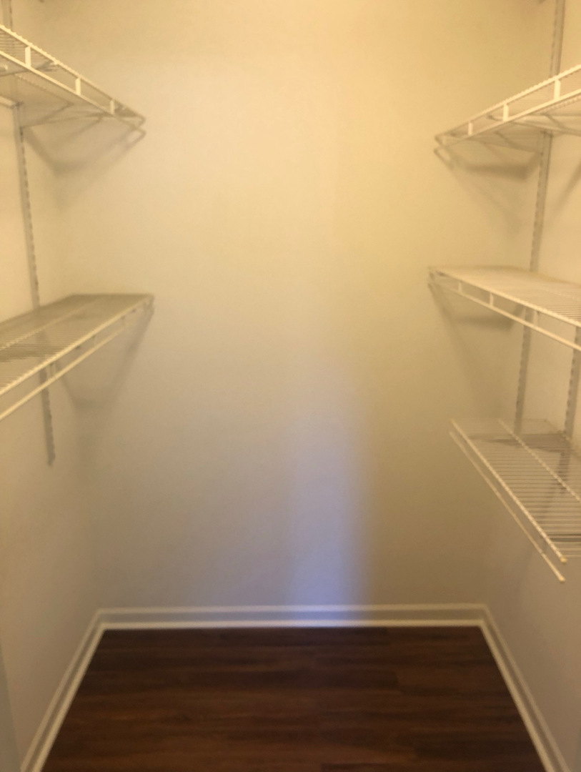 125 GLENGARRY Drive #104, Bloomingdale, IL 60108