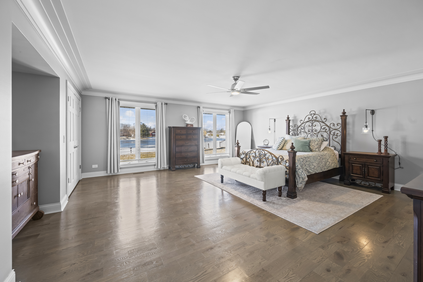 1990 Berry Lane, Des Plaines, IL 60018