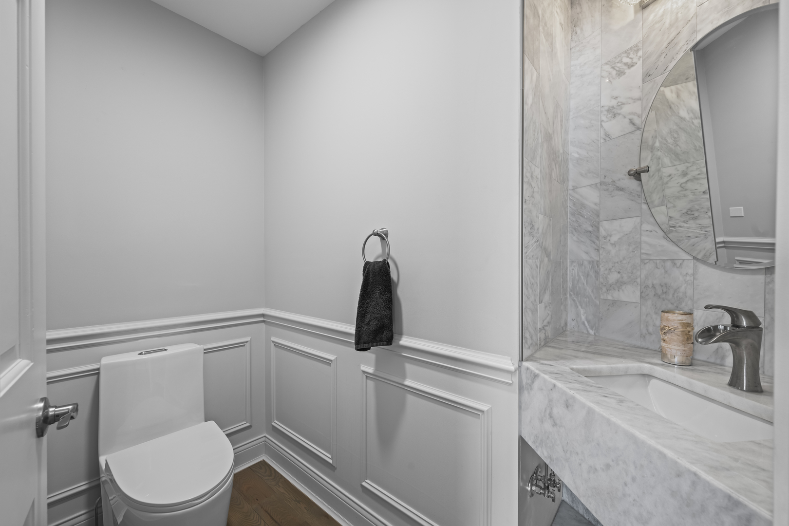 1990 Berry Lane, Des Plaines, IL 60018