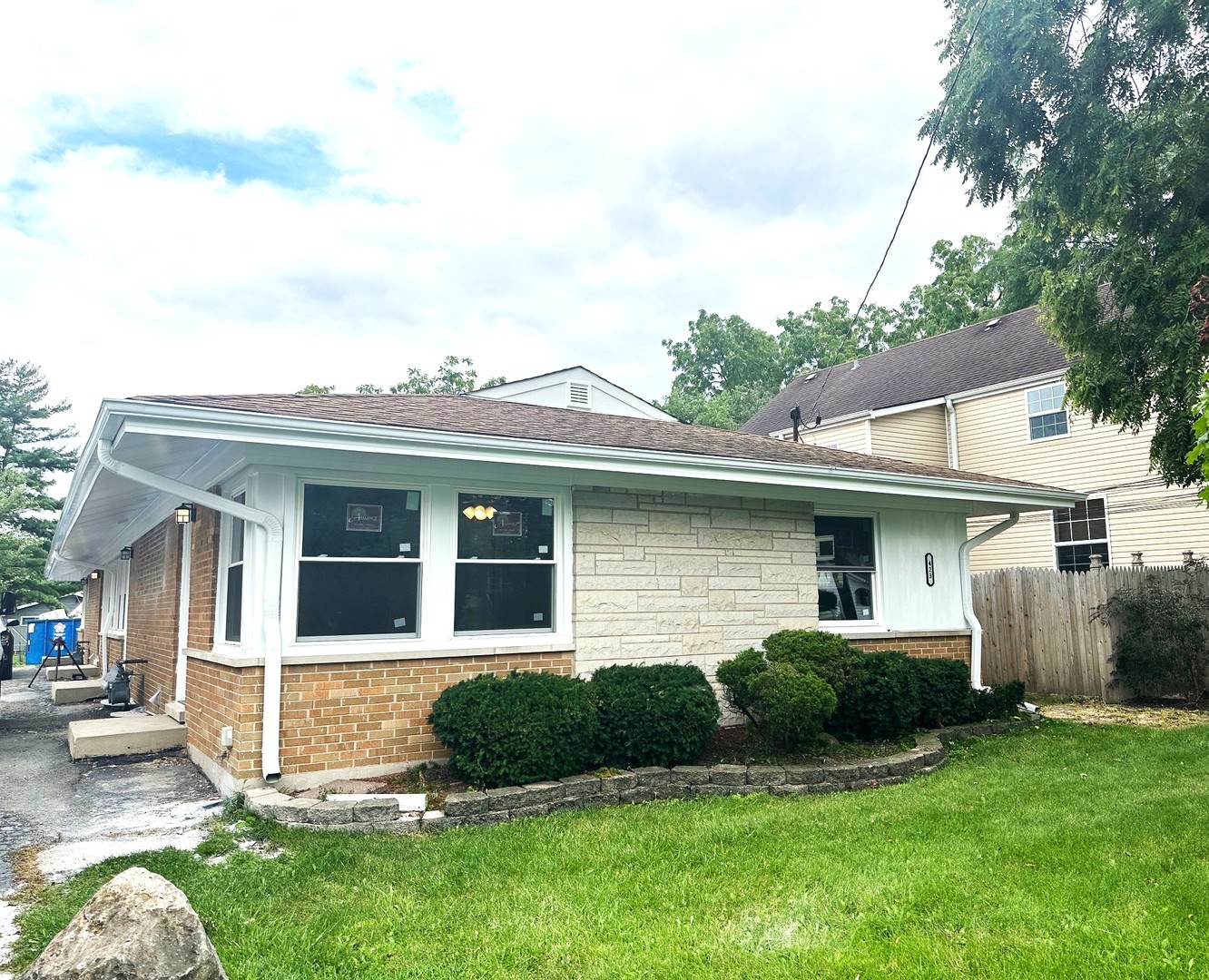 423 Westmore Meyers Road #A, Lombard, IL 60148