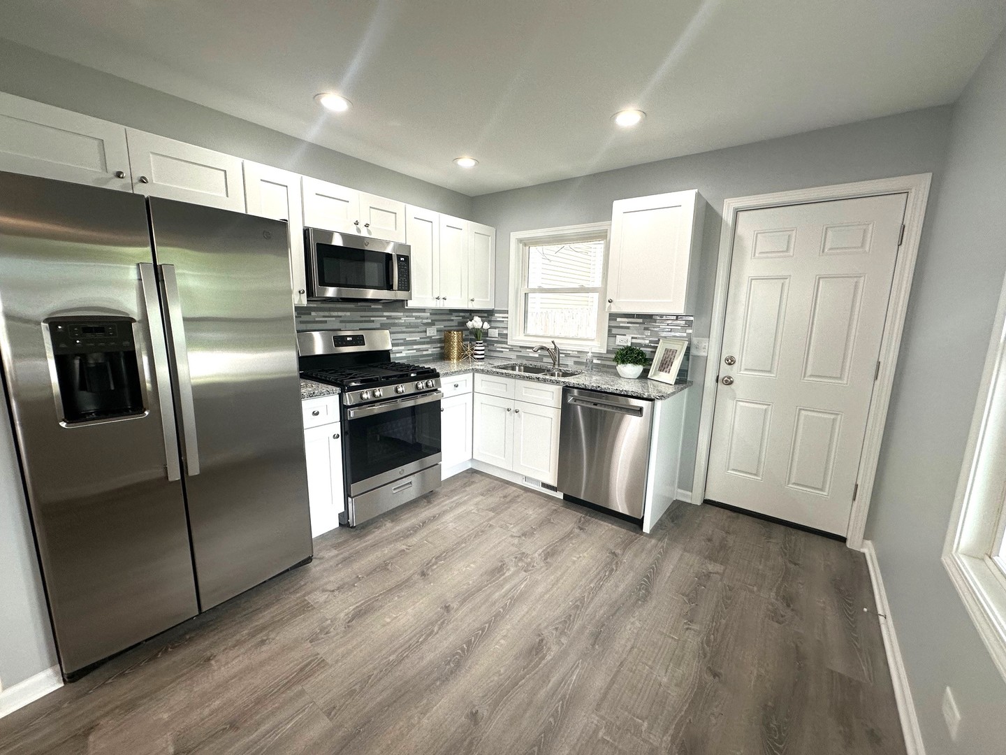 423 Westmore Meyers Road #A, Lombard, IL 60148